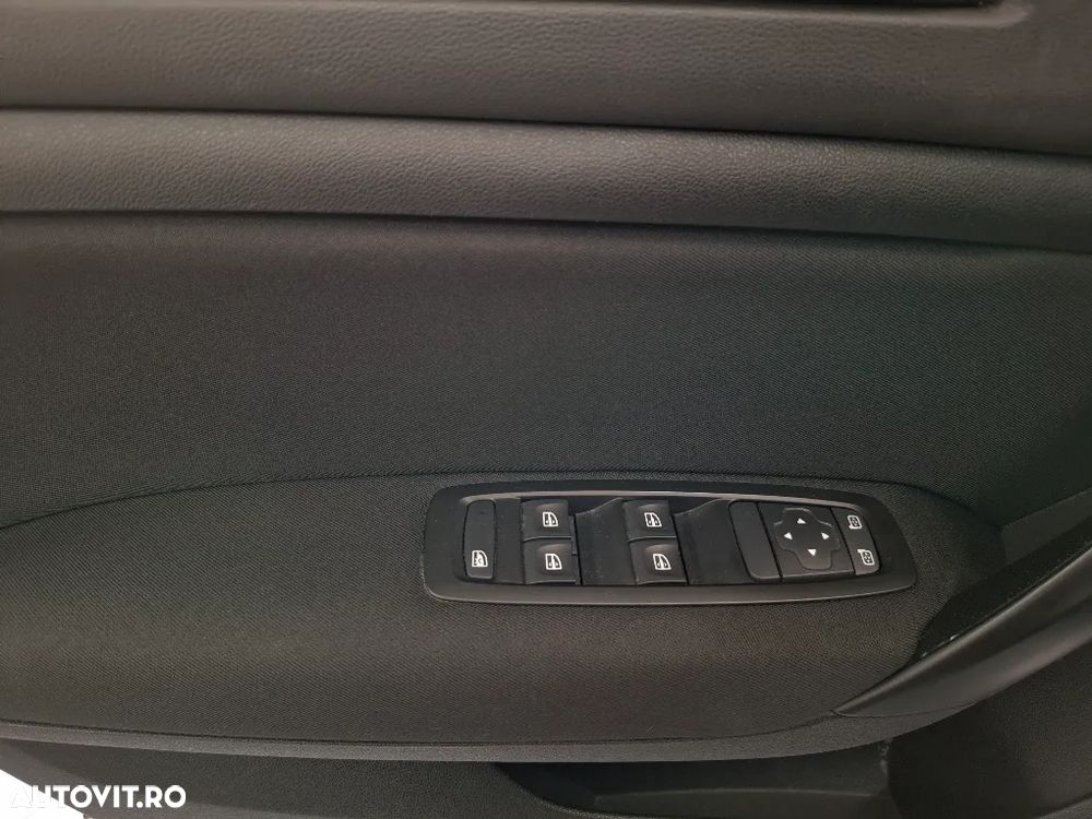 Renault Megane Energy dCi EDC Zen - 17