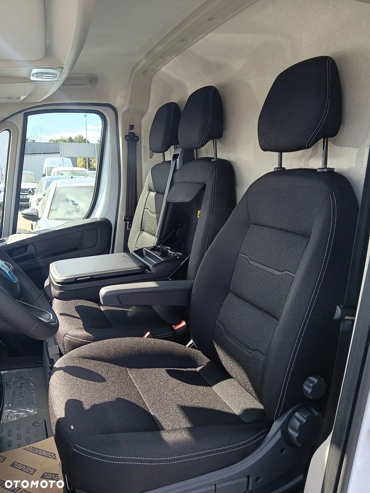 Opel Movano L4H3 2.2 180 KM - 7