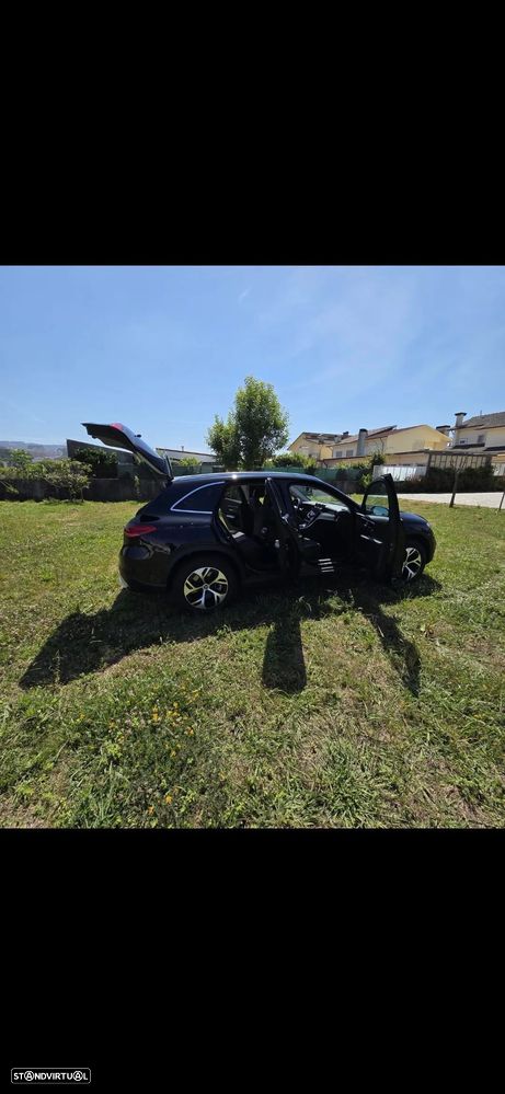 Mercedes-Benz GLC 300 d 4Matic — fotografia 8