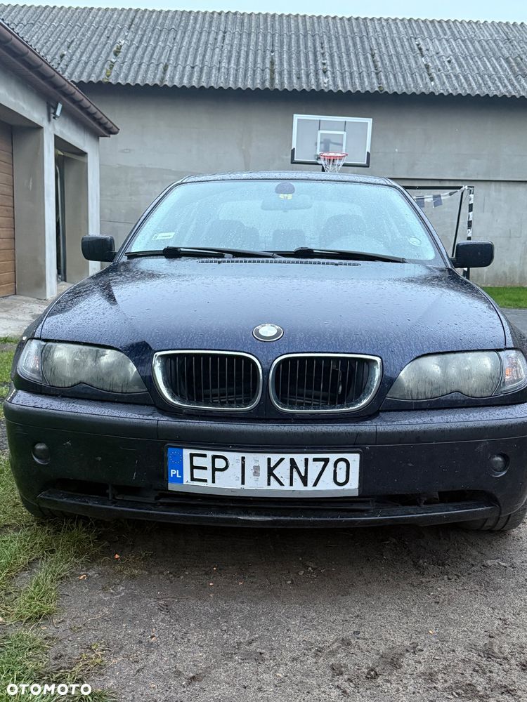 BMW Seria 3 318i - 5
