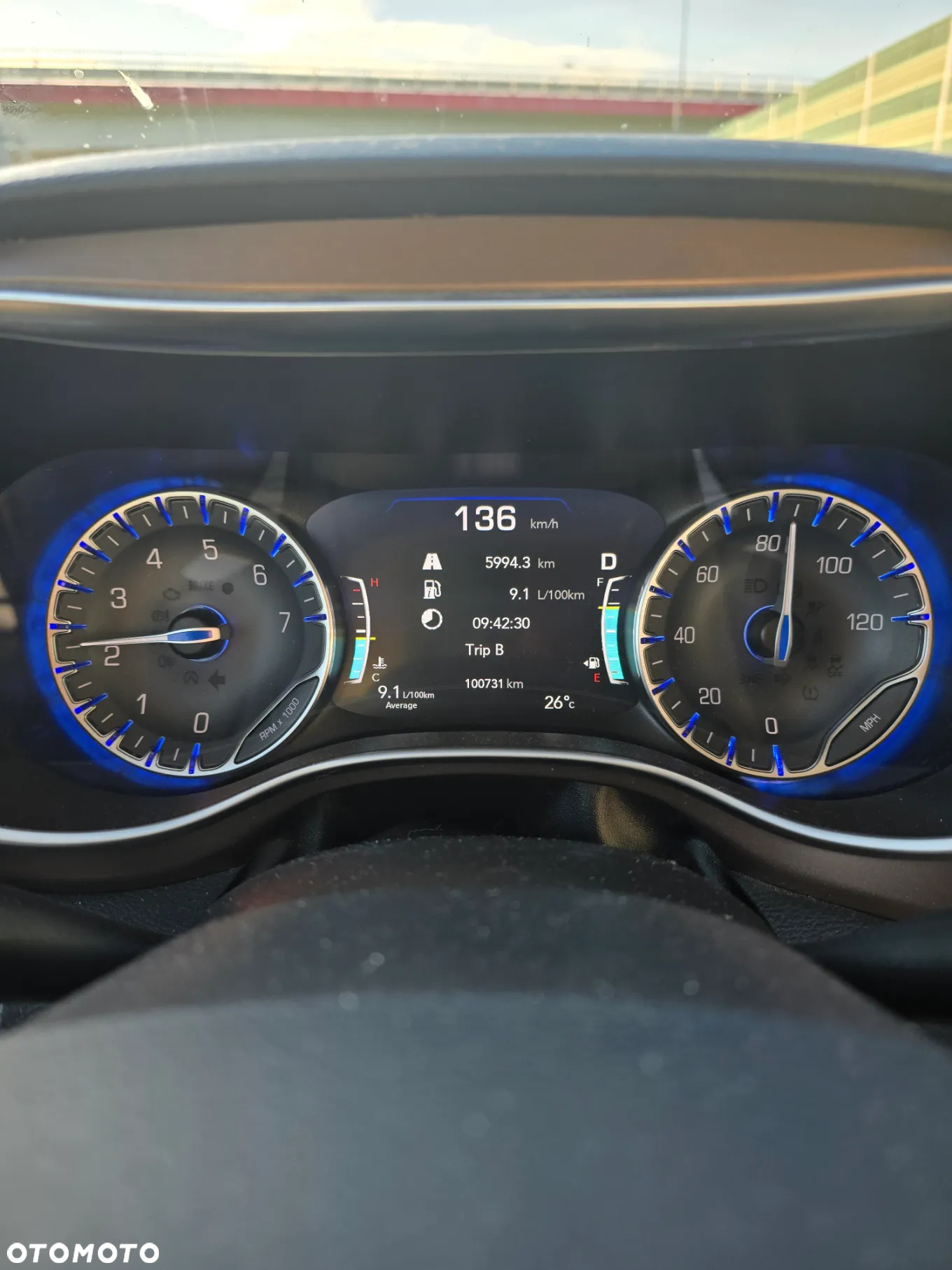 Chrysler Pacifica - 22