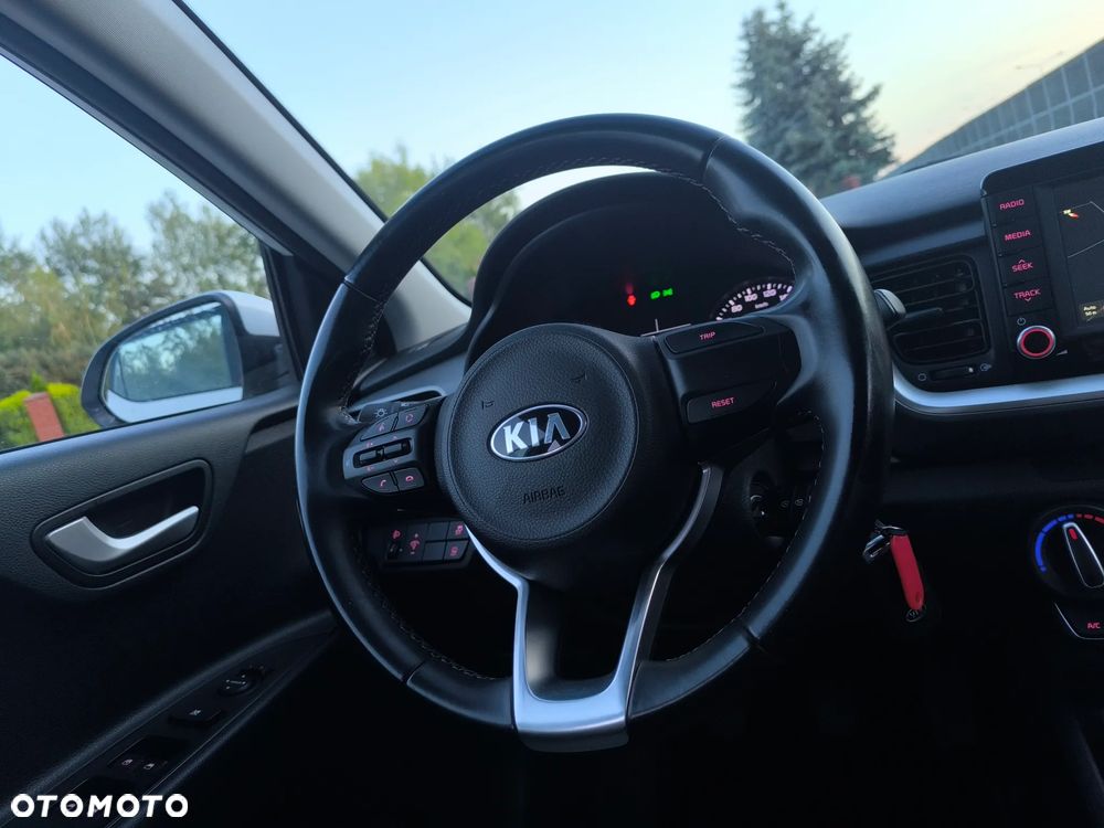 Kia Stonic - 15