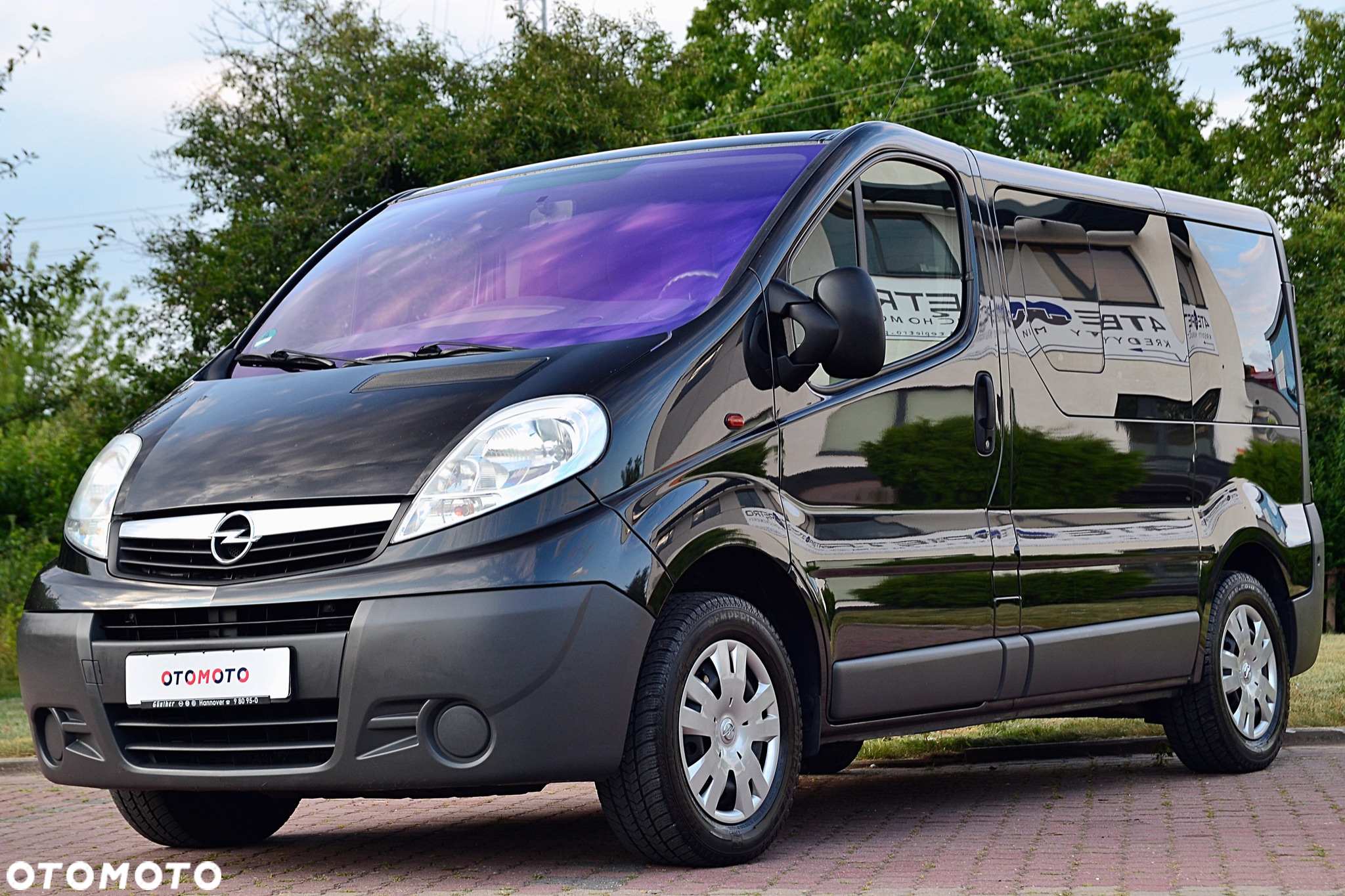 Opel Vivaro - 9