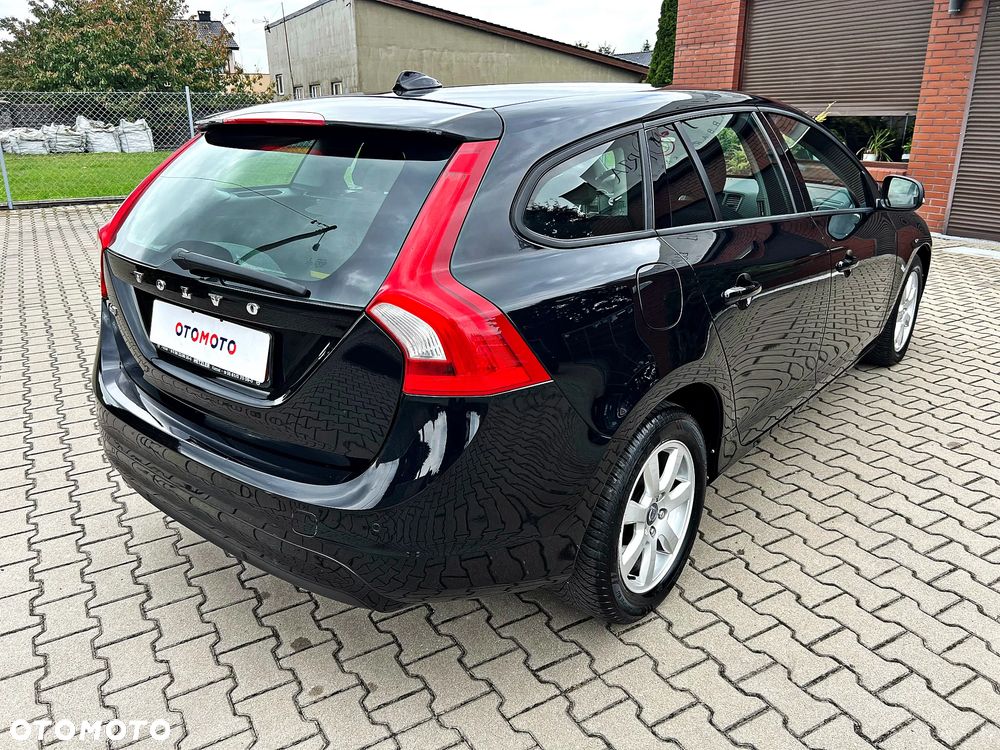 Volvo V60 D3 Business Edition - 4