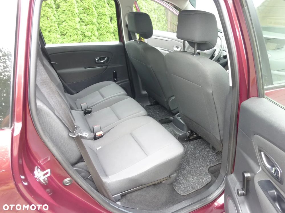 Renault Scenic 1.6 16V 110 Dynamique - 26