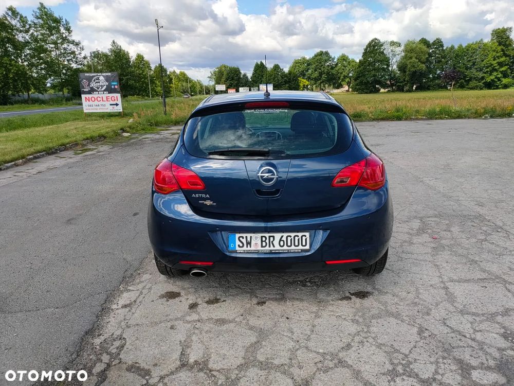 Opel Astra - 6