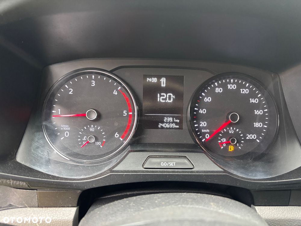 Volkswagen Crafter - 14