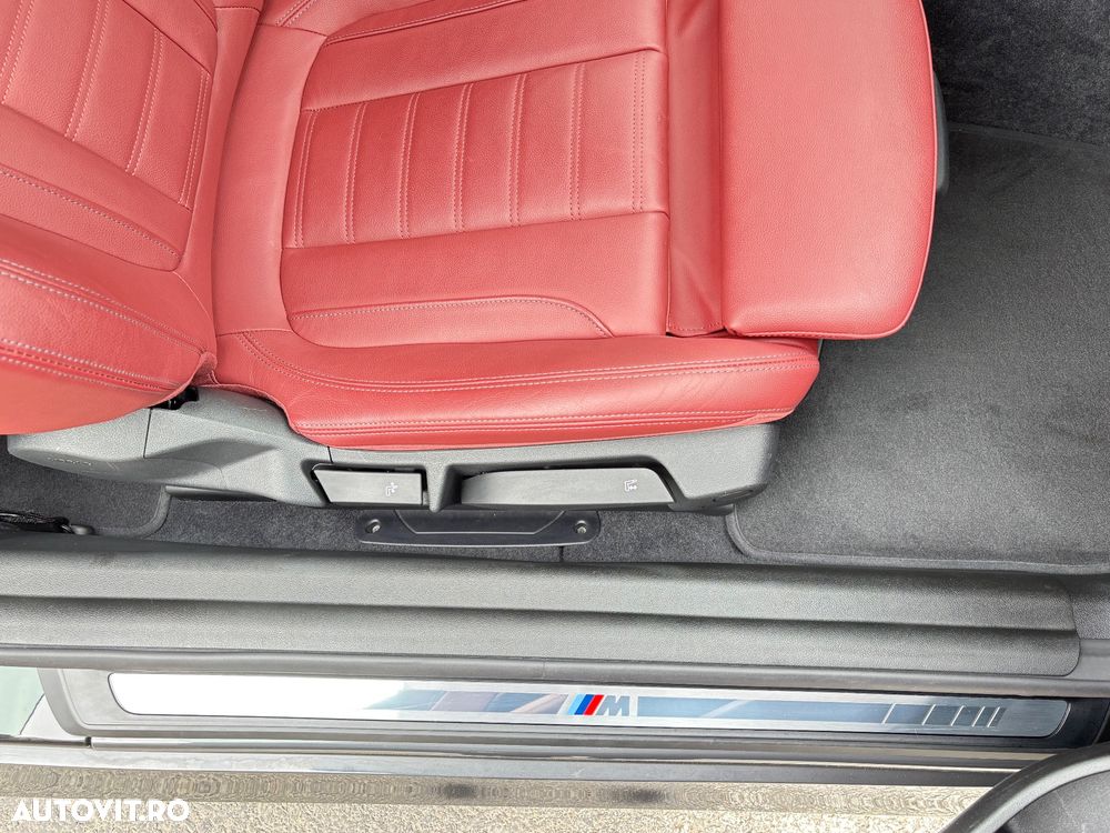 BMW Seria 2 220i AT M Sport - 25