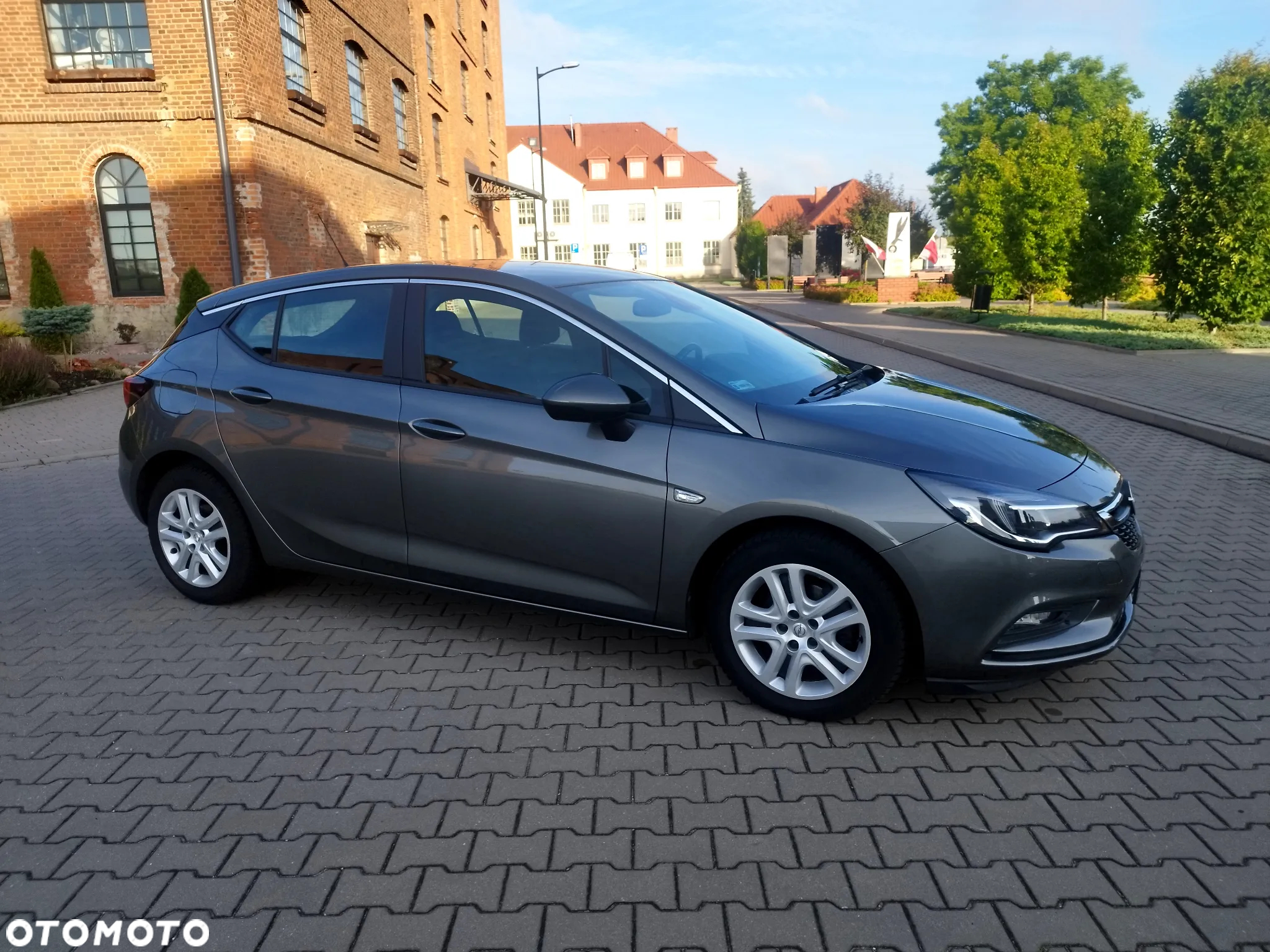Opel Astra V 1.4 T Enjoy - 4