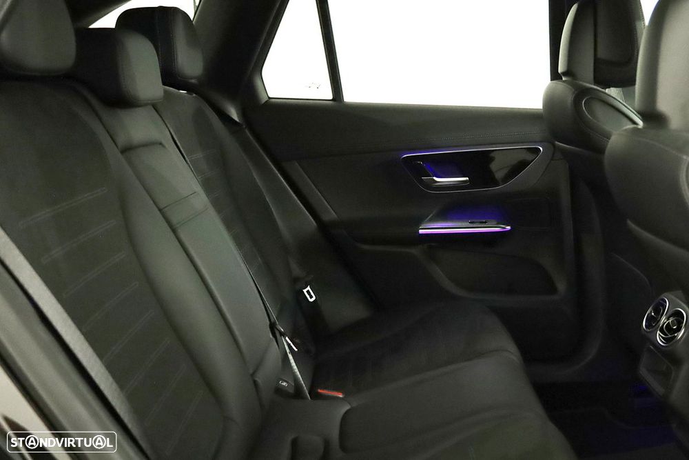 Mercedes-Benz GLC 300 de 4Matic - 21