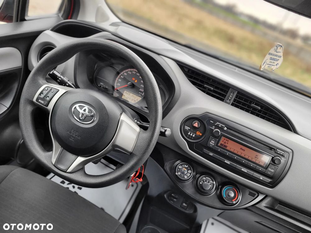 Toyota Yaris 1.33 VVT-i - 25