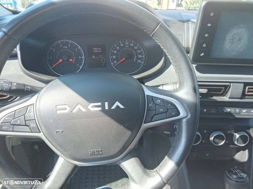 Dacia Jogger 1.0 TCe Comfort 7L - 17