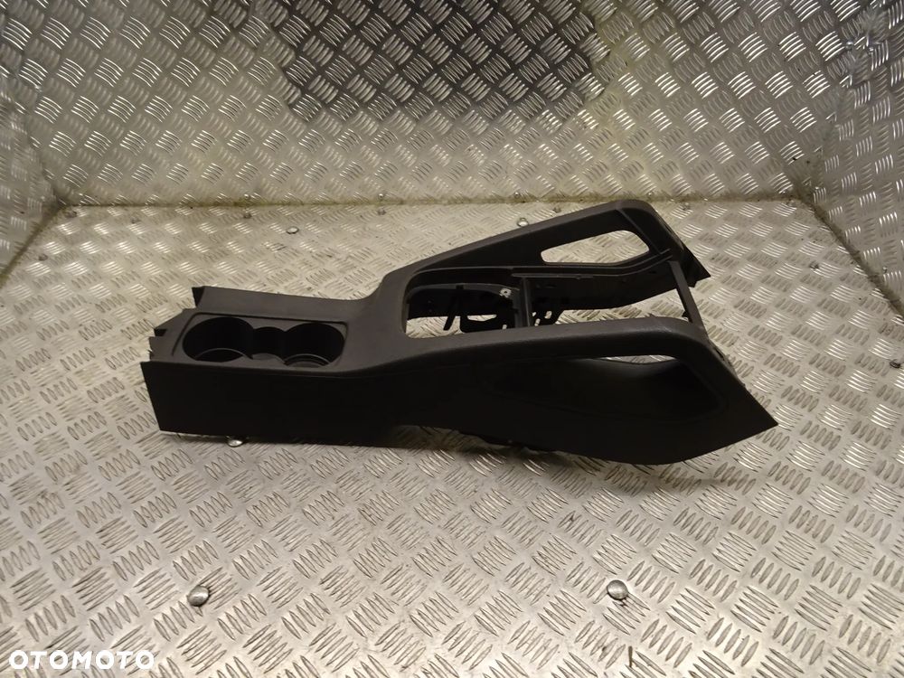 VW GOLF V 1.9TDI TUNEL ŚRODKOWY 1K0863243 - 5