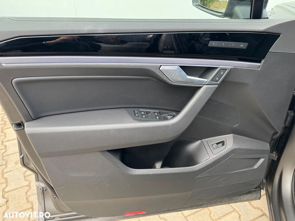 Volkswagen Touareg - 15