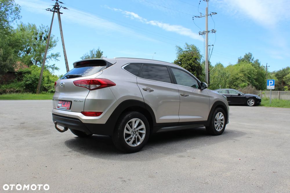 Hyundai Tucson blue 1.7 CRDi 2WD DCT Premium - 11