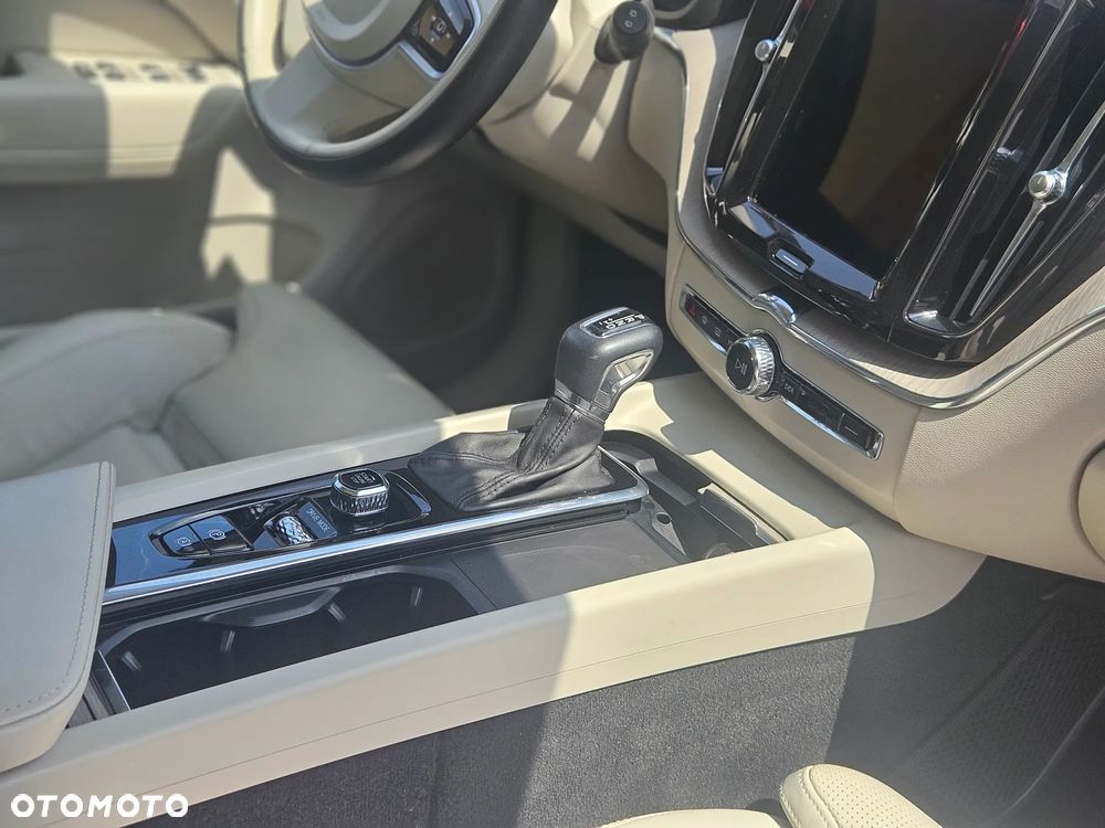 Volvo XC 60 T6 AWD Inscription - 14