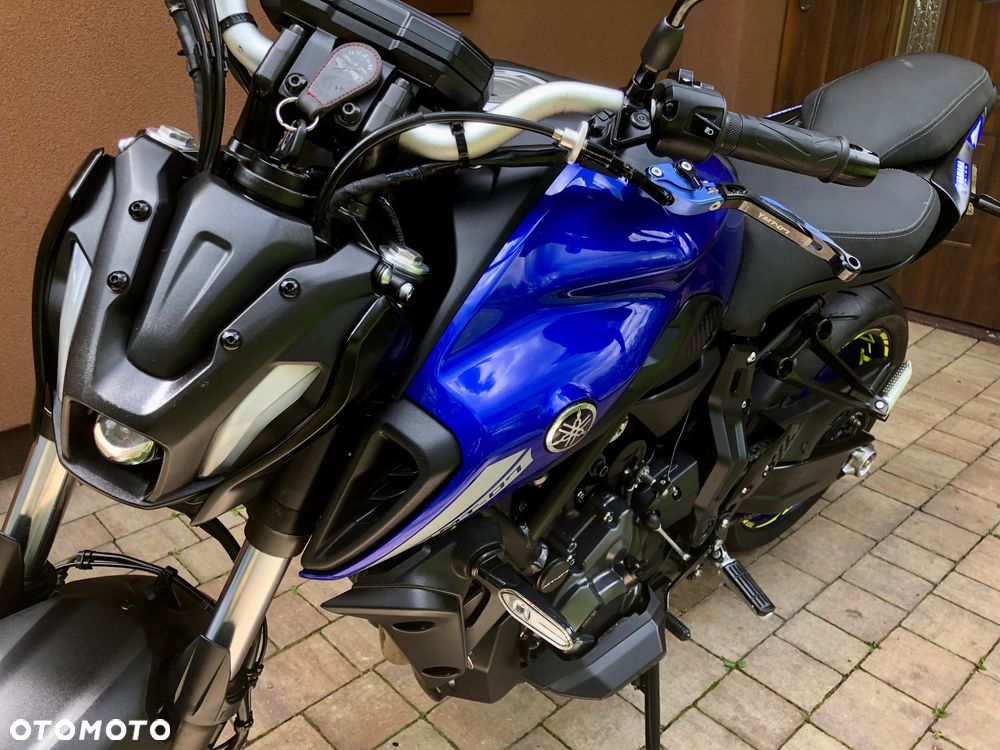 Yamaha MT - 8