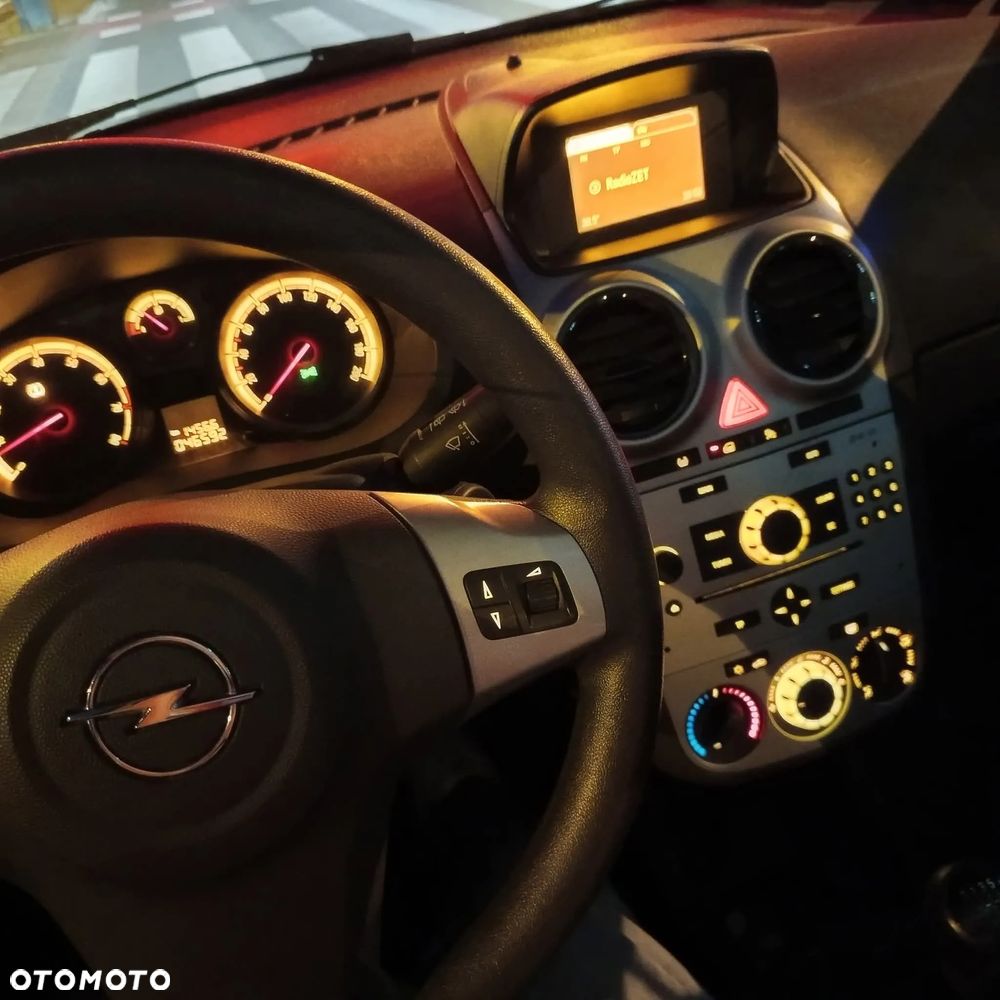 Opel Corsa - 7