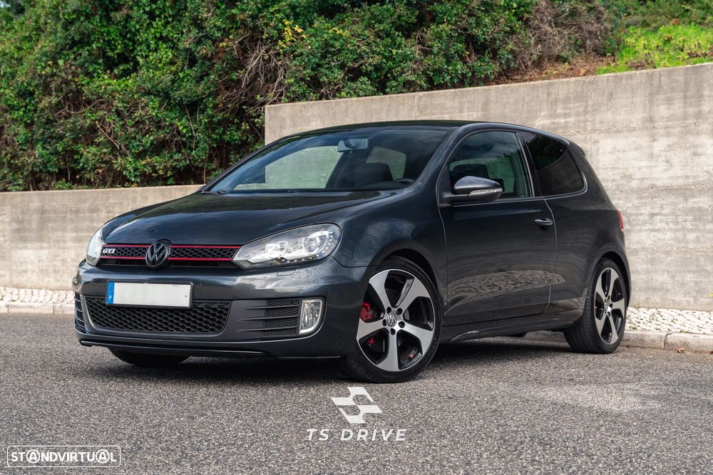 VW Golf 2.0 TSi GTI DSG - 1