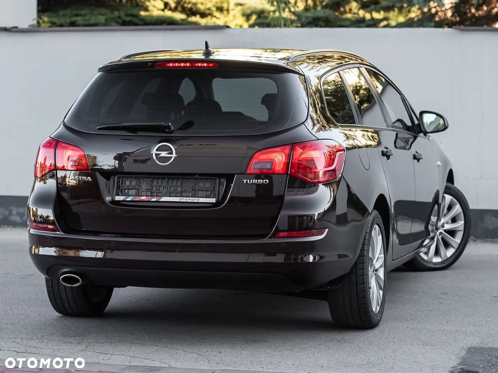 Opel Astra 1.4 Turbo - 12