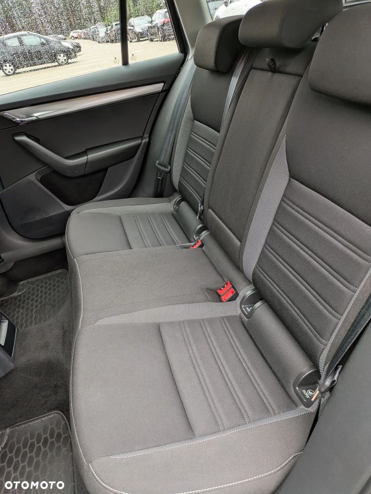 Skoda Octavia 1.6 TDI Ambition - 8