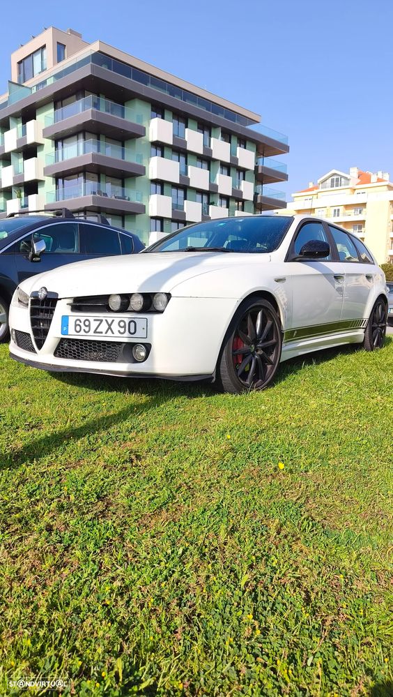 Alfa Romeo 159 Sportwagon 2.0 JTDM 16V DPF — fotografia 11