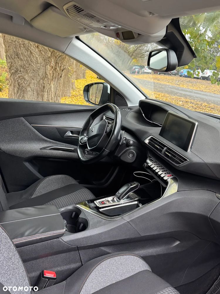 Peugeot 3008 1.6 BlueHDi Allure S&S EAT6 - 6