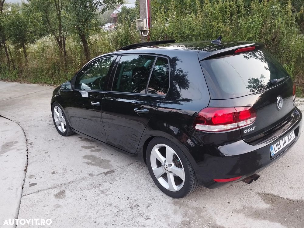 Volkswagen Golf - 17