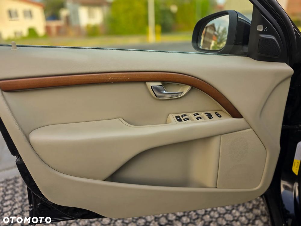 Volvo V70 - 29