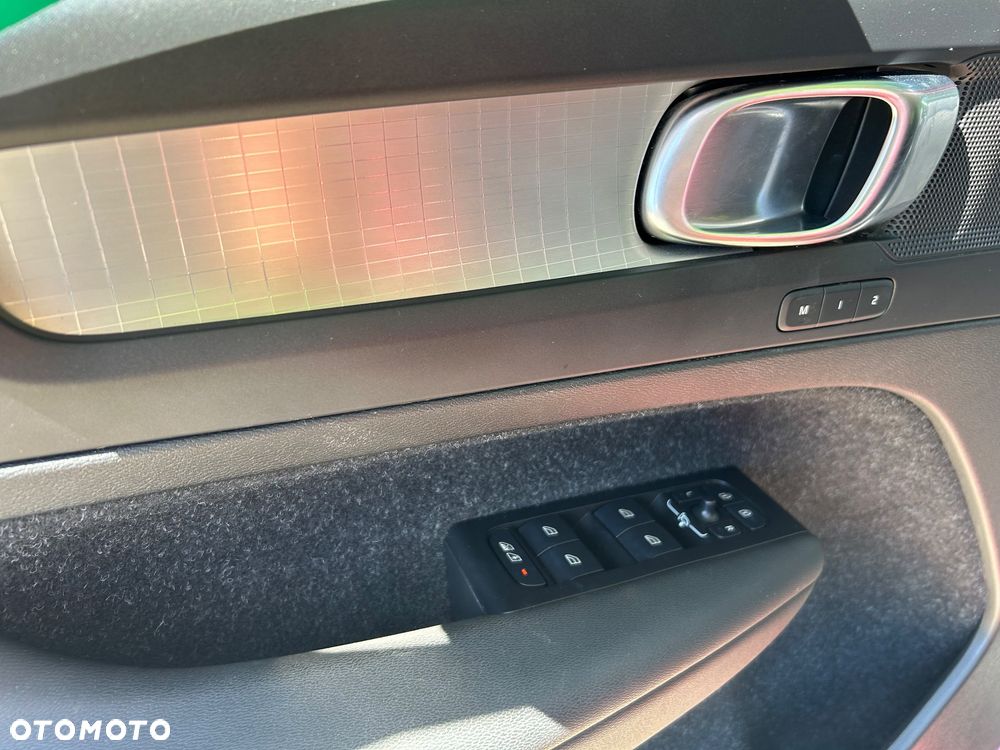 Volvo XC 40 T5 AWD Momentum - 19