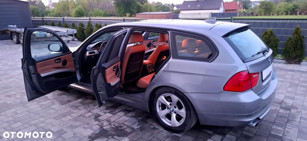 BMW Seria 3 320d Efficient Dynamics Edition Edition Luxury Line Purity - 29