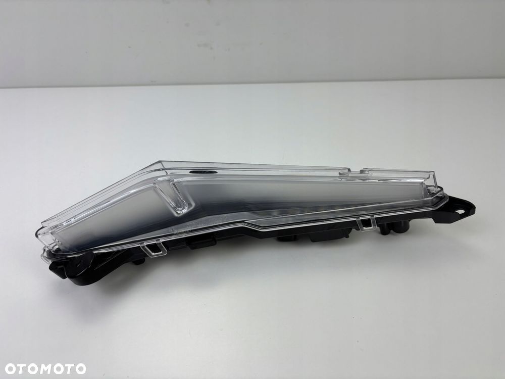 Lampa LED lewy przód Can-Am Maverick R 2024- Oryginał - 12