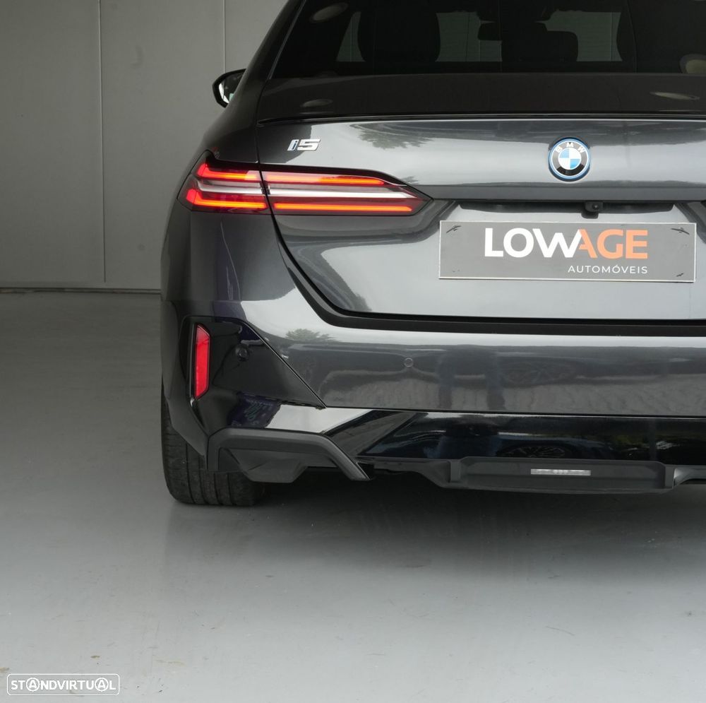 BMW i5 eDrive40 Pack Desportivo M - 47