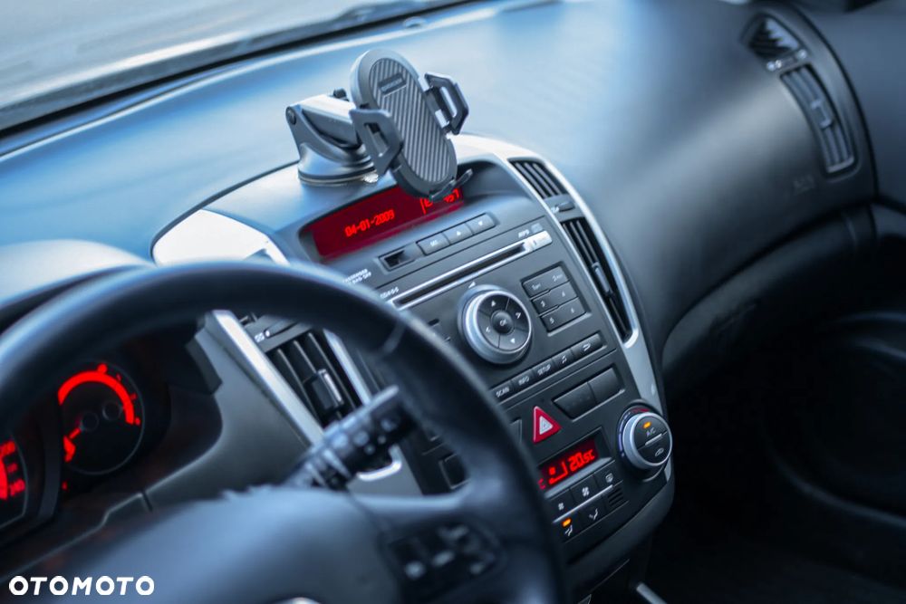 Kia Ceed 1.6 Crdi Comfort + - 6