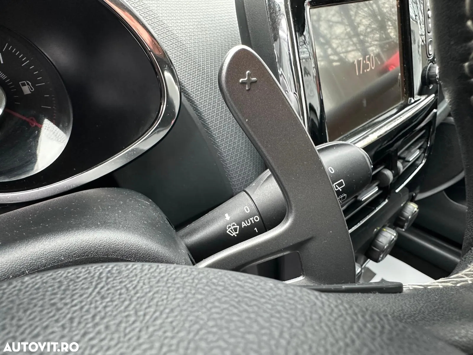 Renault Clio TCe 120 EDC GT - 18