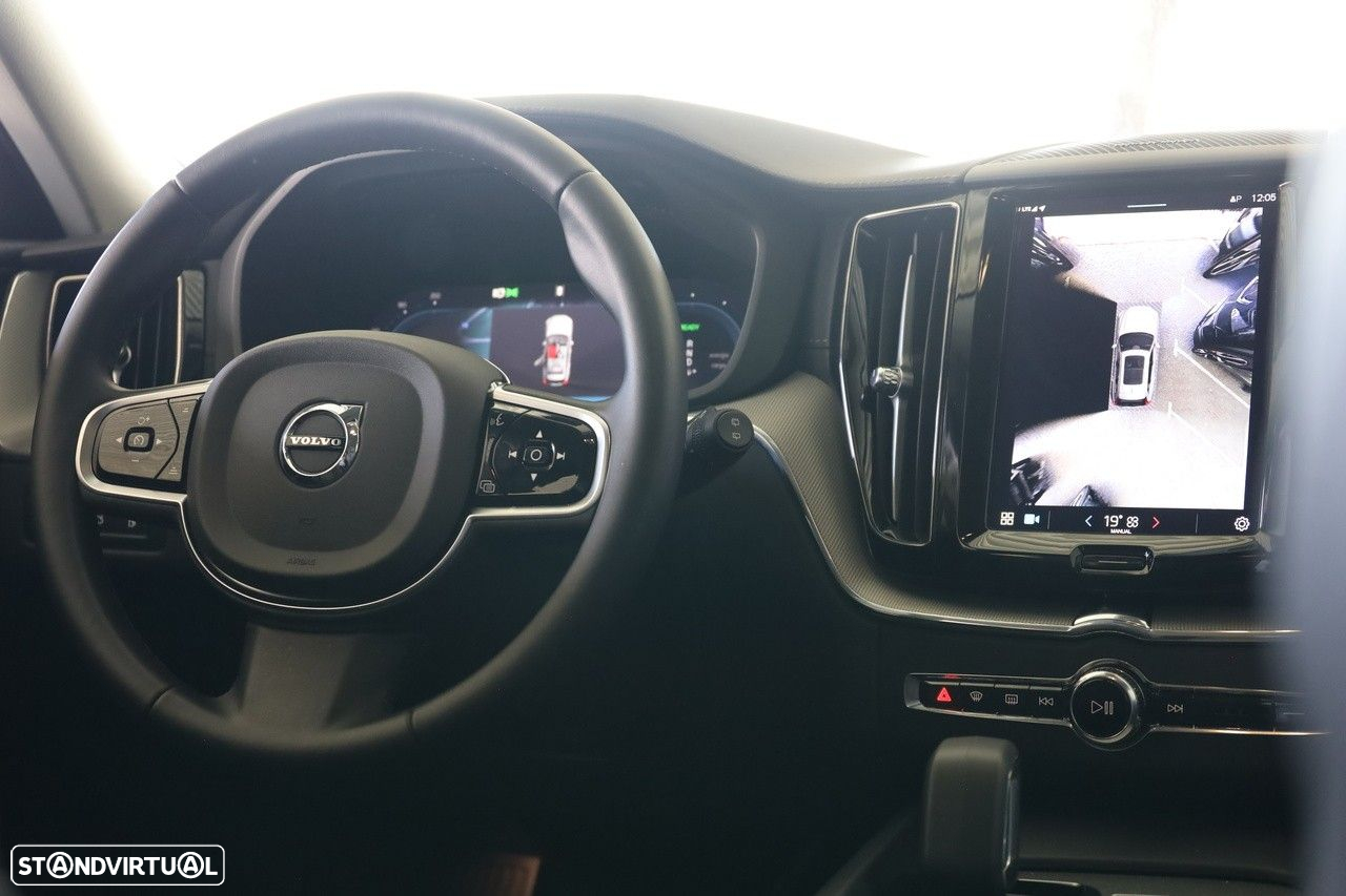 Volvo XC 60 2.0 T6 PHEV Ultimate Dark AWD - 9
