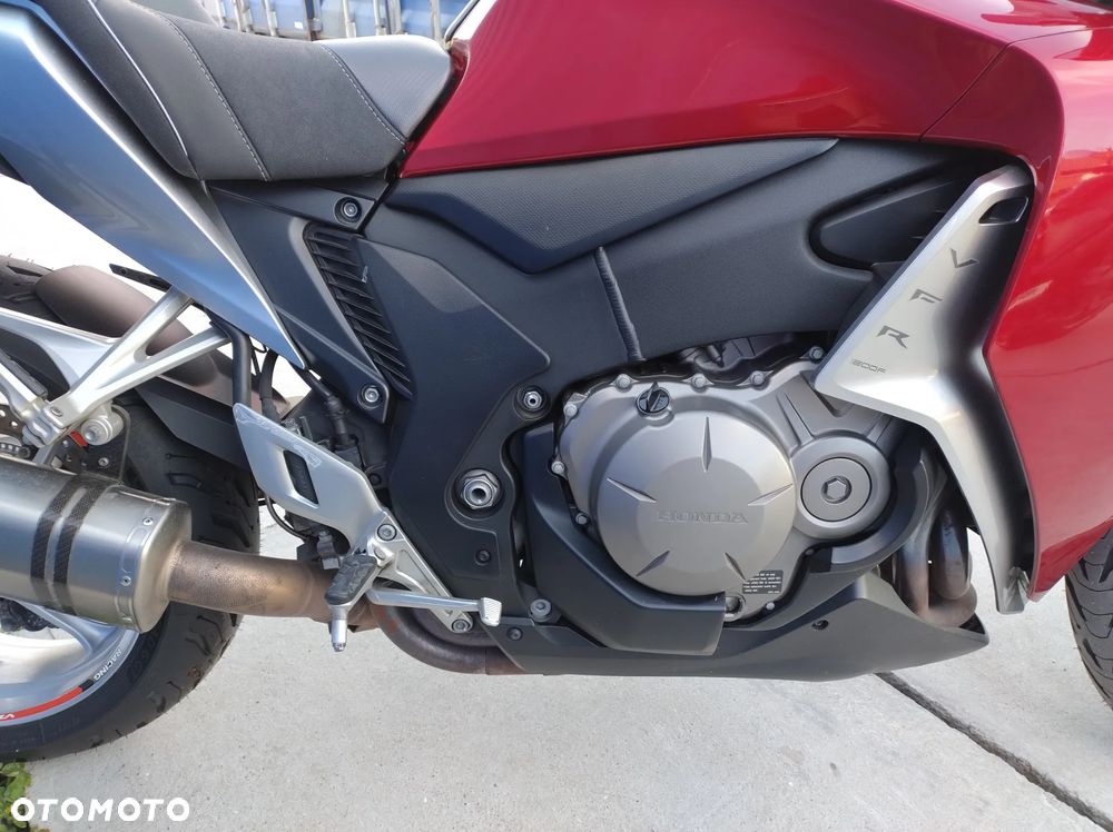 Honda VFR - 6