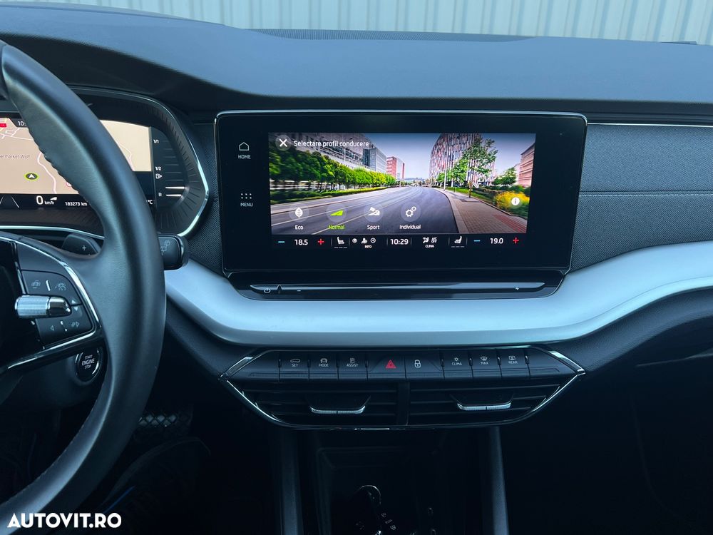 Skoda Octavia Combi 2.0 TDI DSG Exclusive - 11