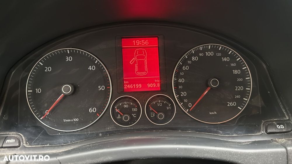 Volkswagen Golf Plus 2.0 TDI United - 7