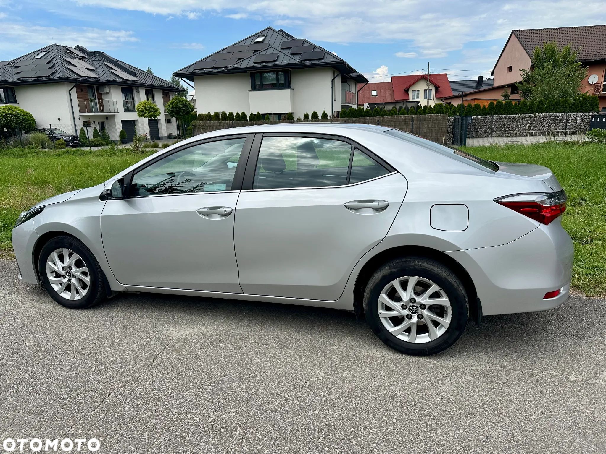 Toyota Corolla 1.6 Classic Plus - 1