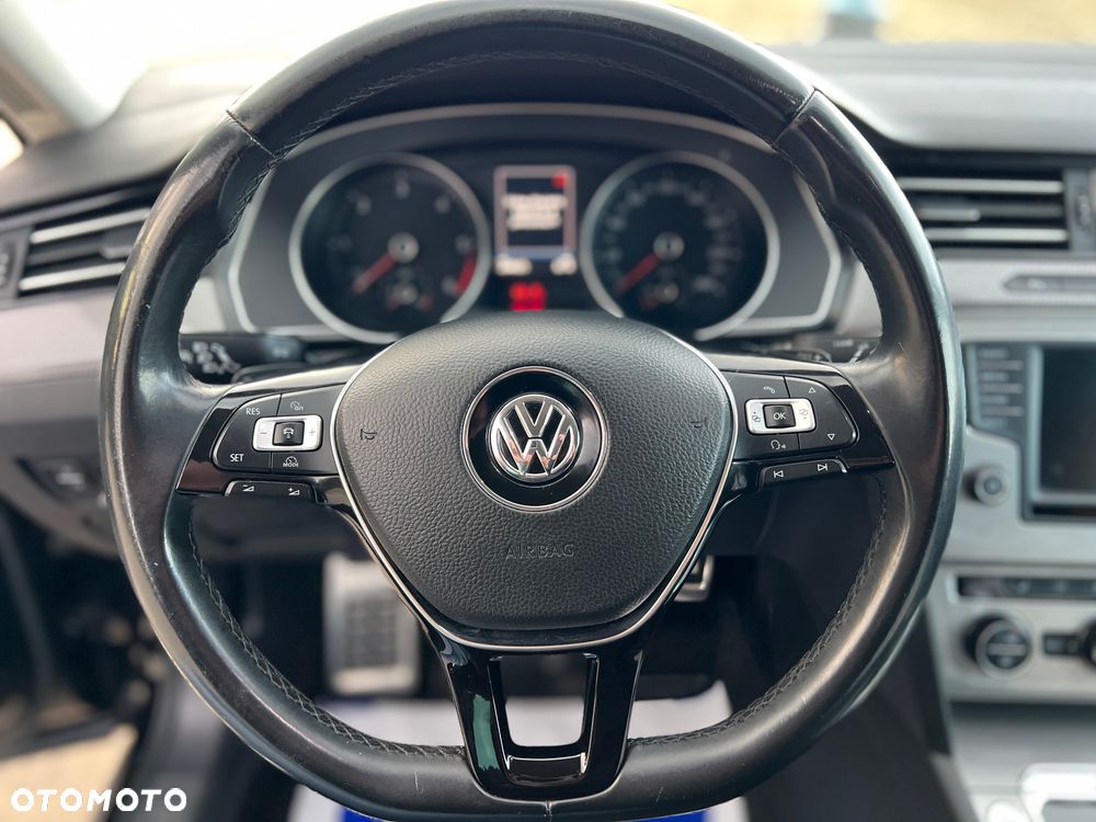 Volkswagen Passat Alltrack - 36