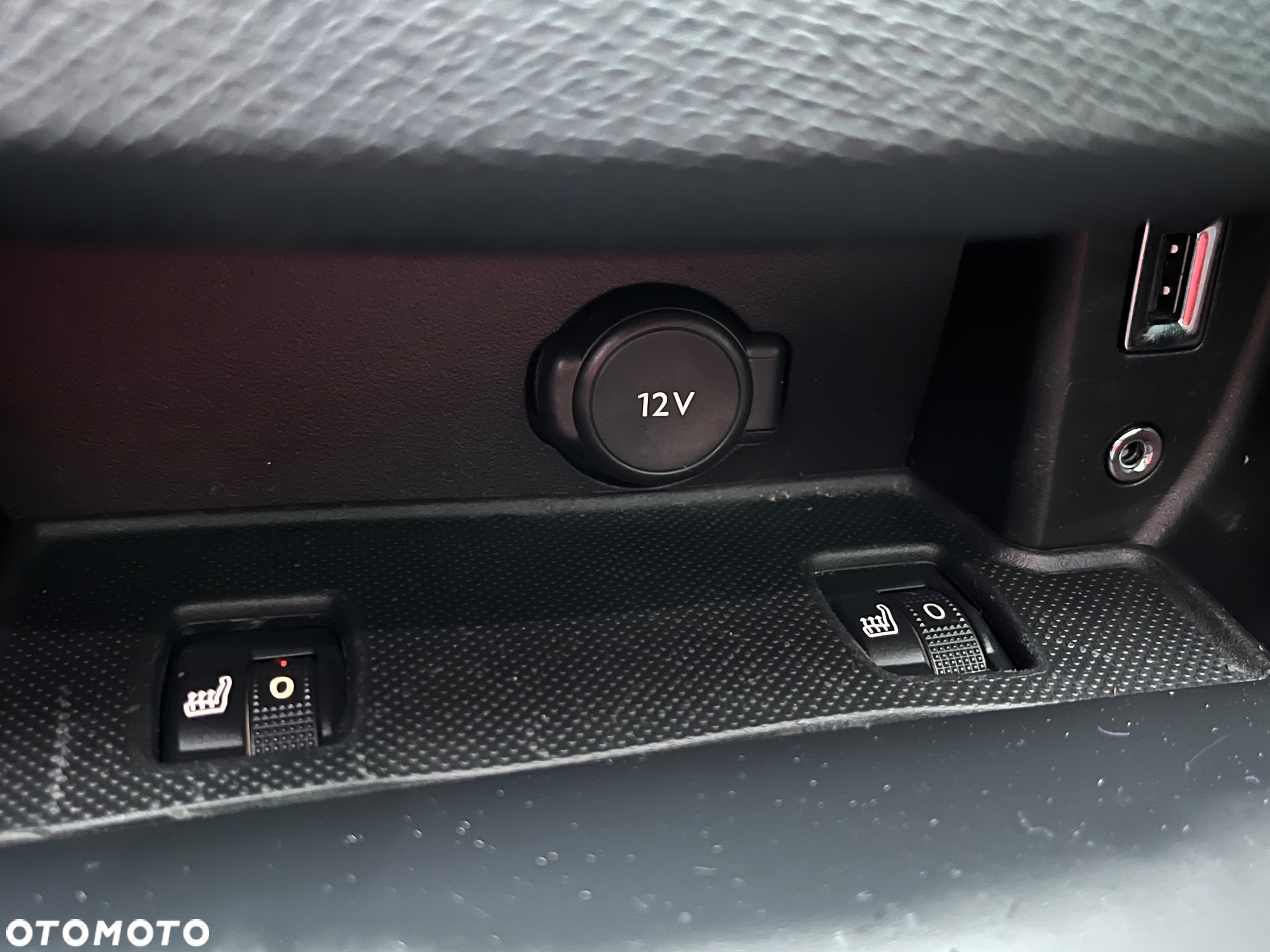 Peugeot 308 SW BlueHDi 150 EAT6 Stop & Start Allure - 15