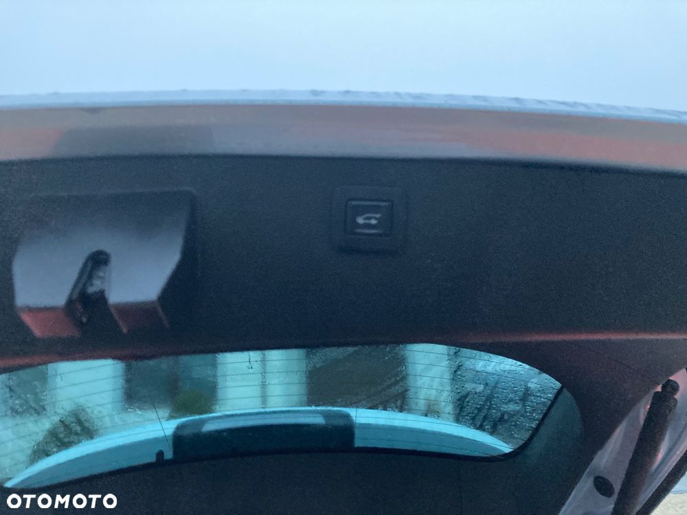 Opel Astra 1.4 T GPF Elite S&S - 12