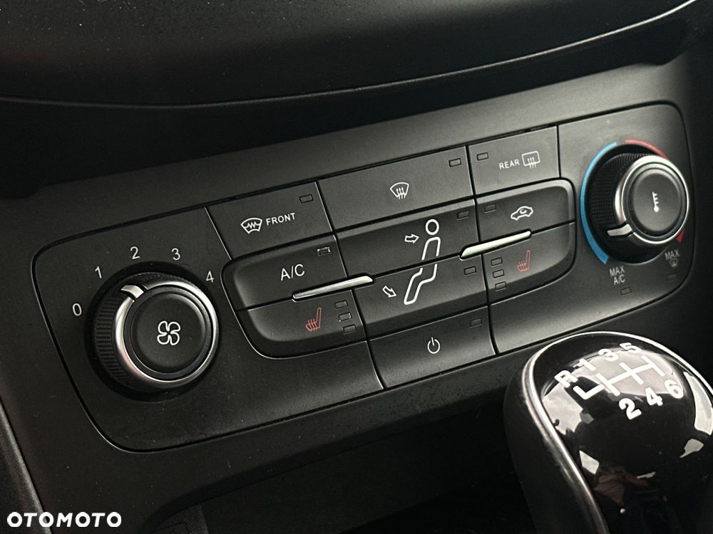 Ford Focus 1.0 EcoBoost Trend ASS - 28