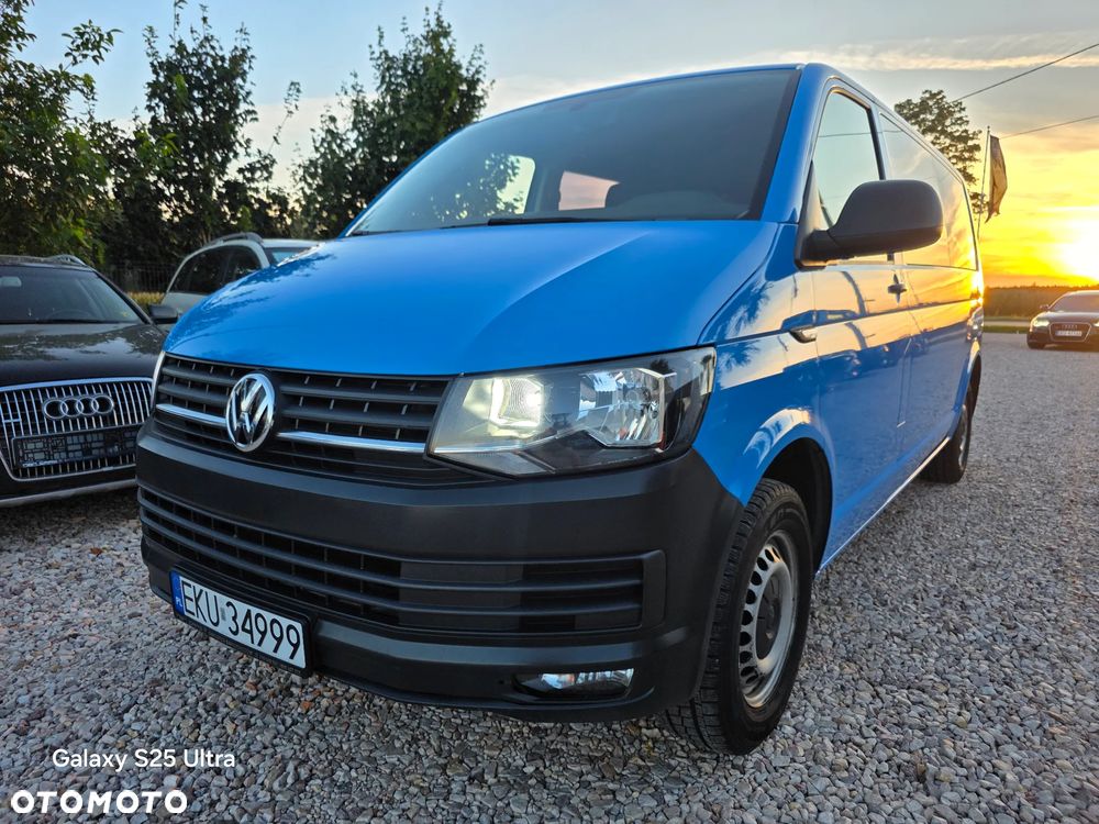 Volkswagen Transporter - 2