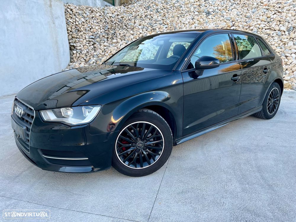 Audi A3 Sportback 1.6 TDI Attraction Ultra - 8
