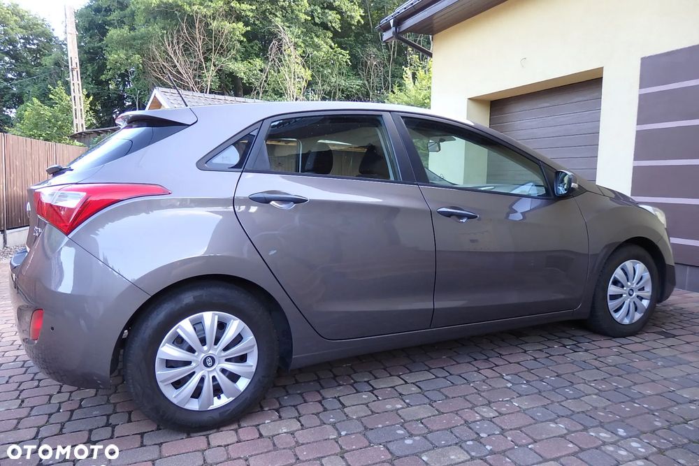 Hyundai i30 1.4 Premium - 8