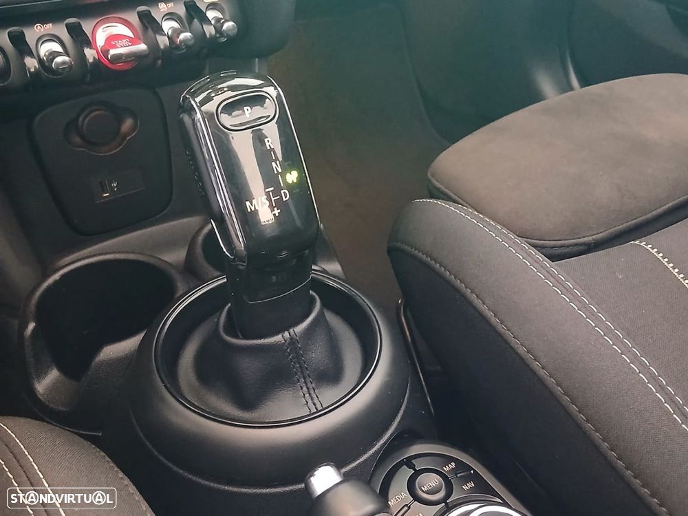 MINI Cabrio - 18