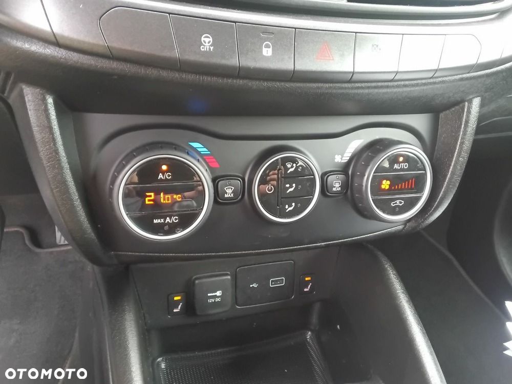 Fiat Tipo 1.4 T-Jet 16v S-Design - 18