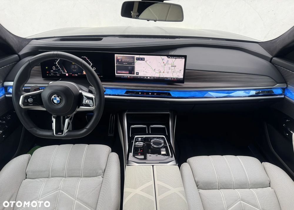 BMW Seria 7 - 17